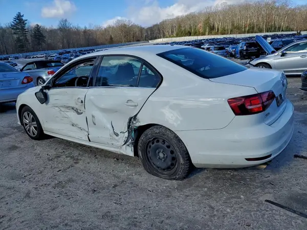 3VW2B7AJ7HM375876 2017 VOLKSWAGEN JETTA - Image 2