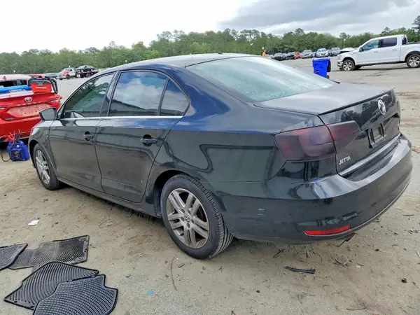 3VW2B7AJ7HM377241 2017 VOLKSWAGEN JETTA - Image 2