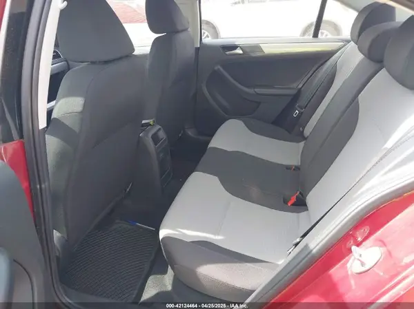 3VW2B7AJ7HM377644 2017 VOLKSWAGEN JETTA - Image 8