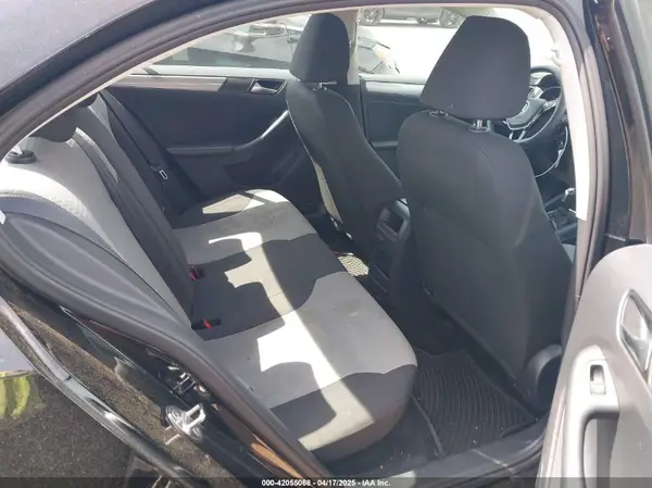 3VW2B7AJ7HM383055 2017 VOLKSWAGEN JETTA - Image 8