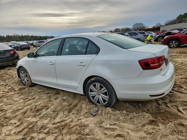 3VW2B7AJ7HM387123 2017 VOLKSWAGEN JETTA - Image 2