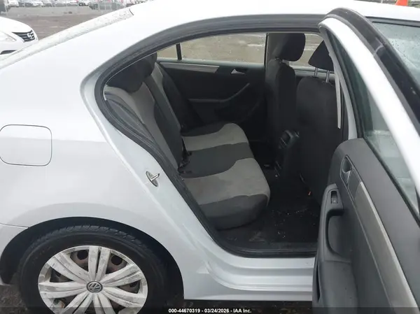 3VW2B7AJ7HM394234 2017 VOLKSWAGEN JETTA - Image 8