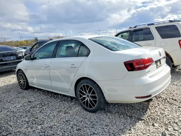 3VW2B7AJ7HM396601 2017 VOLKSWAGEN JETTA - Image 2
