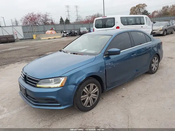 3VW2B7AJ7HM409055 2017 VOLKSWAGEN JETTA - Image 2