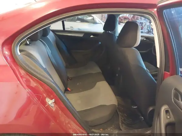 3VW2B7AJ7HM409105 2017 VOLKSWAGEN JETTA - Image 8