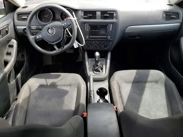 3VW2B7AJ7HM411968 2017 VOLKSWAGEN JETTA - Image 8