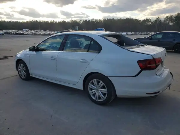 3VW2B7AJ7HM414529 2017 VOLKSWAGEN JETTA - Image 2
