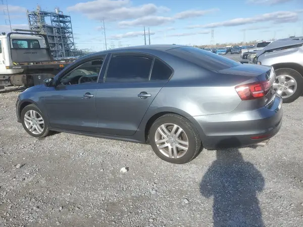 3VW2B7AJ7JM214322 2018 VOLKSWAGEN JETTA - Image 2