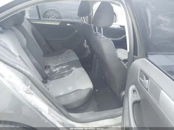3VW2B7AJ7JM219441 2018 VOLKSWAGEN JETTA - Image 8