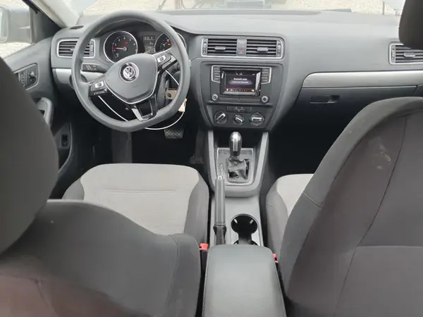 3VW2B7AJ7JM220833 2018 VOLKSWAGEN JETTA - Image 8