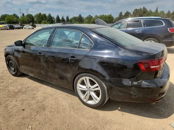 3VW2B7AJ7JM248132 2018 VOLKSWAGEN JETTA - Image 2