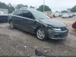 3VW2B7AJ7JM255615 2018 VOLKSWAGEN JETTA