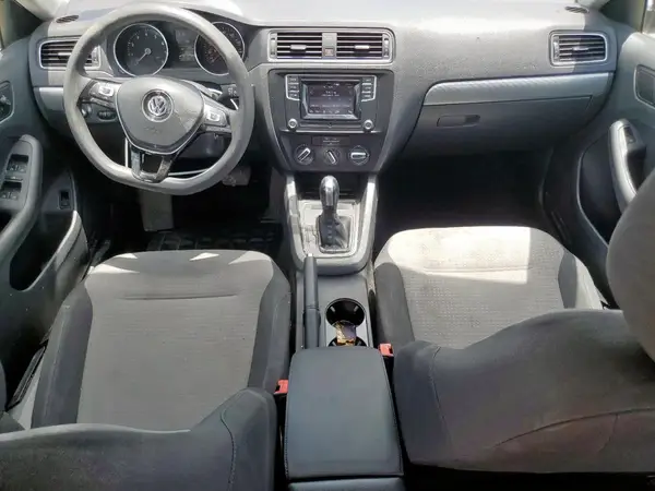 3VW2B7AJ7JM257235 2018 VOLKSWAGEN JETTA - Image 8