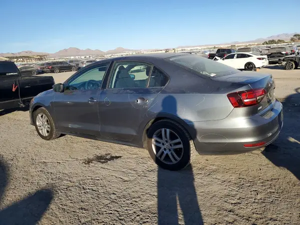3VW2B7AJ7JM262953 2018 VOLKSWAGEN JETTA - Image 2