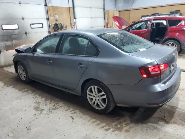 3VW2B7AJ7JM263021 2018 VOLKSWAGEN JETTA - Image 2