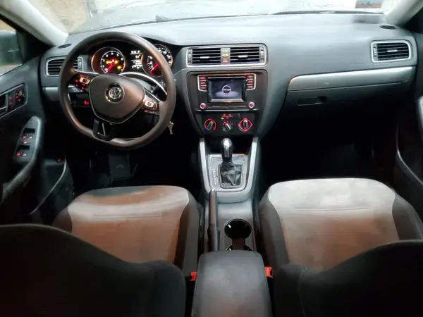 3VW2B7AJ7JM263021 2018 VOLKSWAGEN JETTA - Image 8