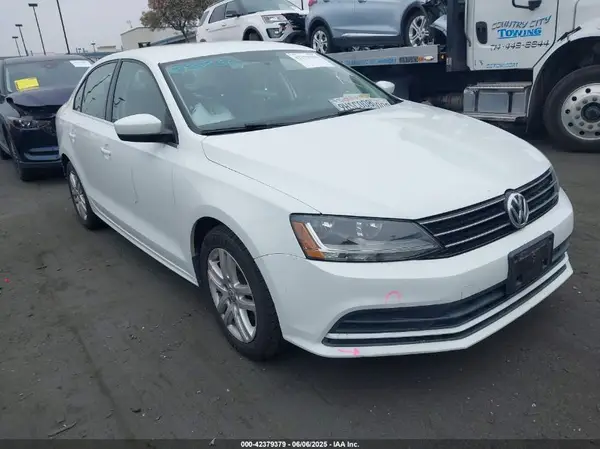 3VW2B7AJ8HM203808 2017 VOLKSWAGEN JETTA - Image 1