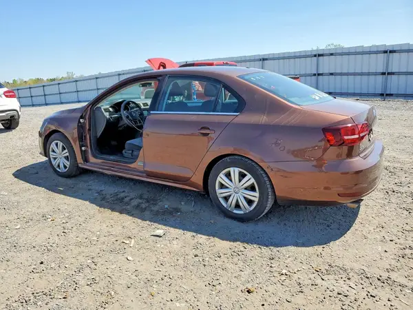3VW2B7AJ8HM212024 2017 VOLKSWAGEN JETTA - Image 2