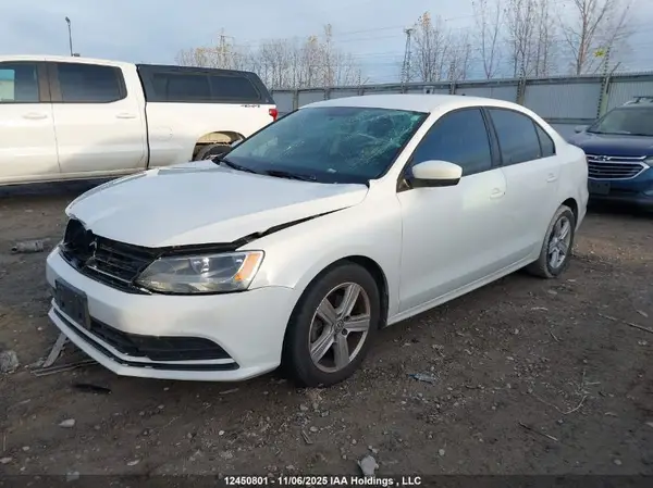 3VW2B7AJ8HM217580 2017 VOLKSWAGEN JETTA - Image 2