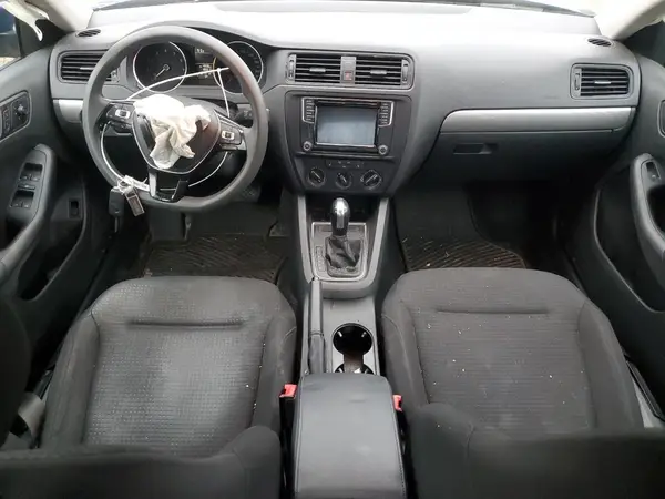 3VW2B7AJ8HM218759 2017 VOLKSWAGEN JETTA - Image 8