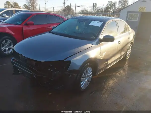 3VW2B7AJ8HM233620 2017 VOLKSWAGEN JETTA - Image 2