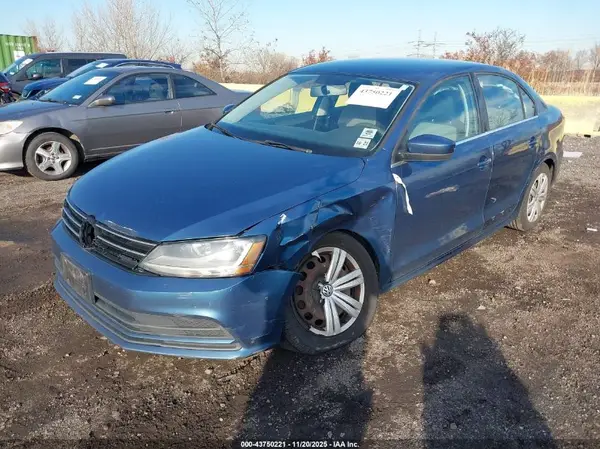 3VW2B7AJ8HM234170 2017 VOLKSWAGEN JETTA - Image 2
