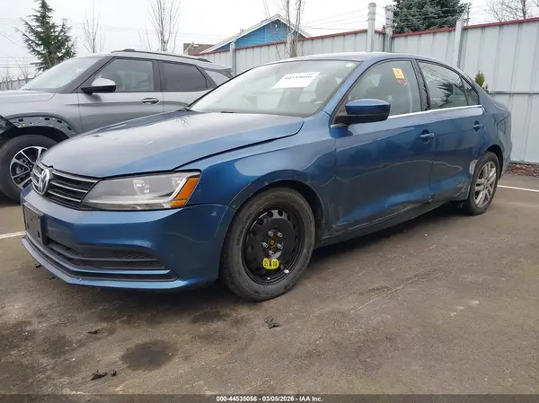 3VW2B7AJ8HM249929 2017 VOLKSWAGEN JETTA - Image 2
