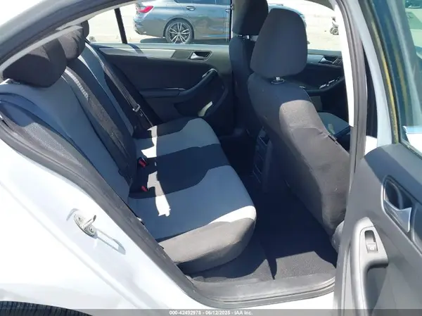 3VW2B7AJ8HM253267 2017 VOLKSWAGEN JETTA - Image 8