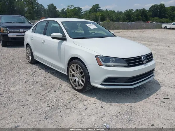 3VW2B7AJ8HM267671 2017 VOLKSWAGEN JETTA - Image 1