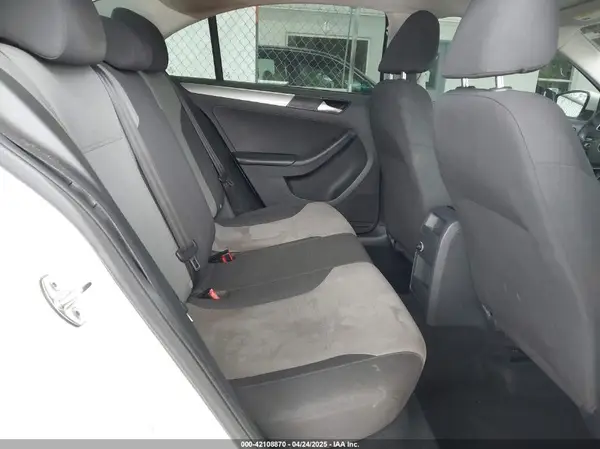 3VW2B7AJ8HM274085 2017 VOLKSWAGEN JETTA - Image 8