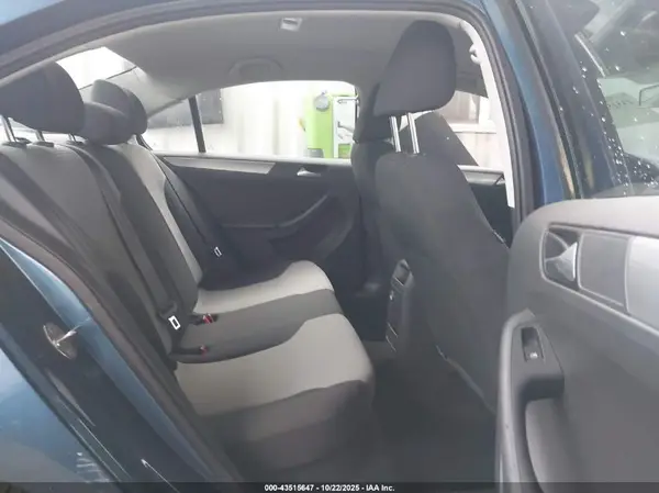 3VW2B7AJ8HM281814 2017 VOLKSWAGEN JETTA - Image 8
