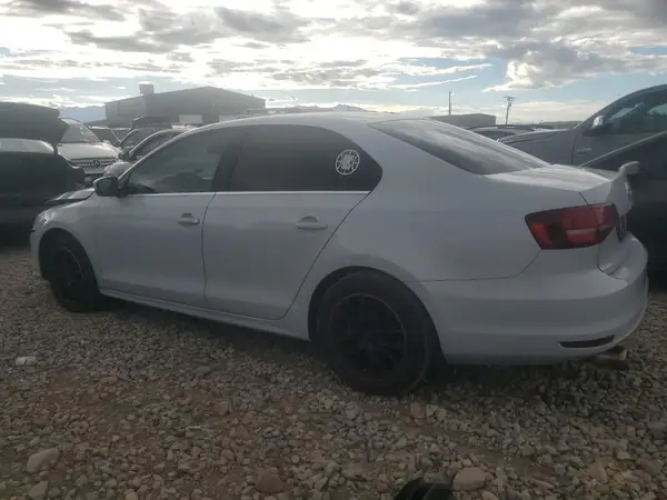 3VW2B7AJ8HM286043 2017 VOLKSWAGEN JETTA - Image 2