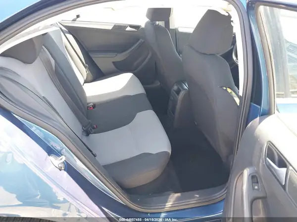 3VW2B7AJ8HM294403 2017 VOLKSWAGEN JETTA - Image 8