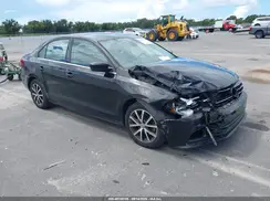 3VW2B7AJ8HM323303 2017 VOLKSWAGEN JETTA
