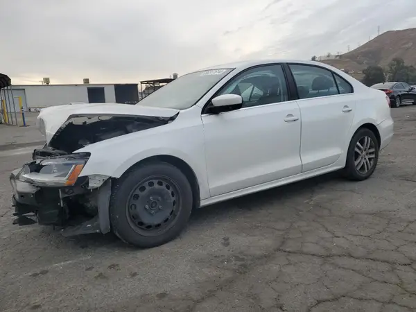 3VW2B7AJ8HM333698 2017 VOLKSWAGEN JETTA - Image 1