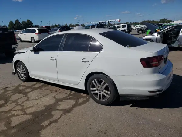 3VW2B7AJ8HM334592 2017 VOLKSWAGEN JETTA - Image 2
