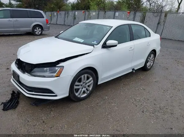 3VW2B7AJ8HM344328 2017 VOLKSWAGEN JETTA - Image 2