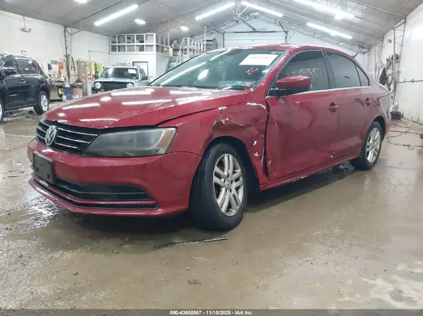 3VW2B7AJ8HM346306 2017 VOLKSWAGEN JETTA - Image 2