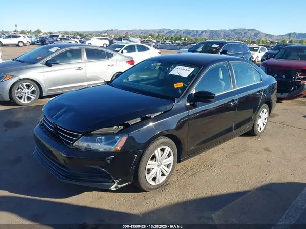 3VW2B7AJ8HM360058 2017 VOLKSWAGEN JETTA - Image 2
