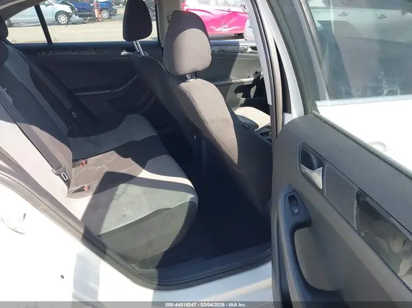 3VW2B7AJ8HM364045 2017 VOLKSWAGEN JETTA - Image 8
