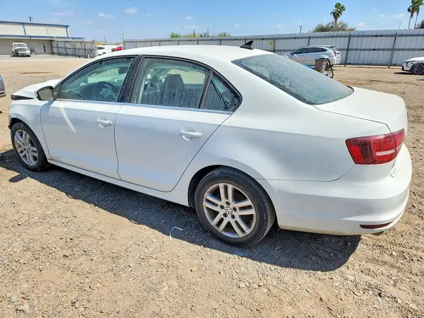 3VW2B7AJ8HM378124 2017 VOLKSWAGEN JETTA - Image 2