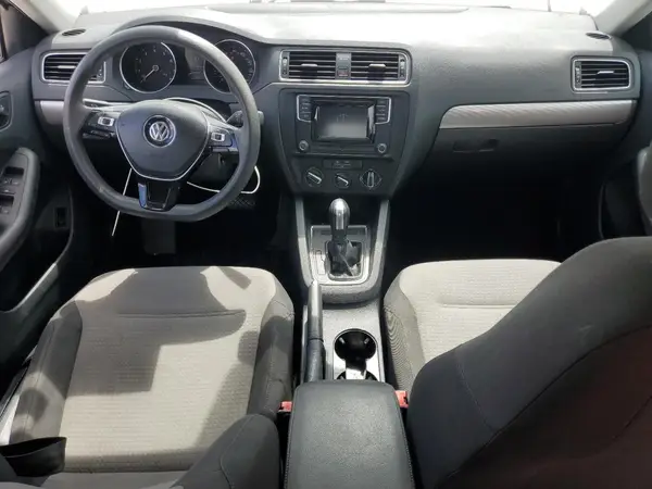 3VW2B7AJ8HM381606 2017 VOLKSWAGEN JETTA - Image 8