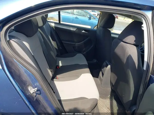 3VW2B7AJ8HM386823 2017 VOLKSWAGEN JETTA - Image 8