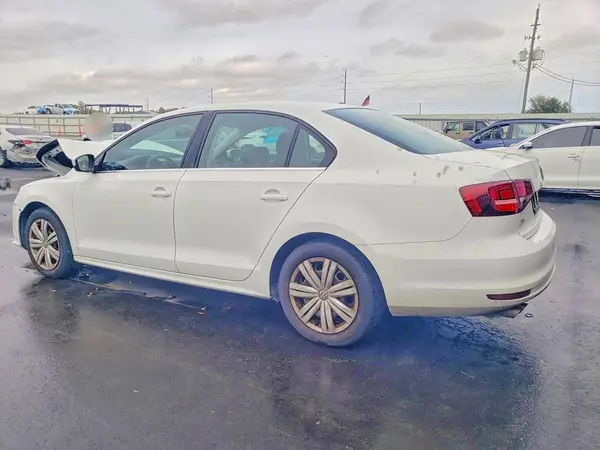 3VW2B7AJ8HM394114 2017 VOLKSWAGEN JETTA - Image 2