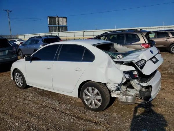 3VW2B7AJ8HM394176 2017 VOLKSWAGEN JETTA - Image 2