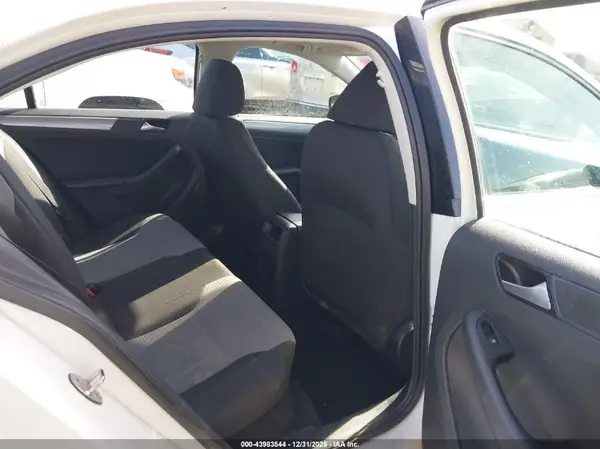 3VW2B7AJ8HM400803 2017 VOLKSWAGEN JETTA - Image 8