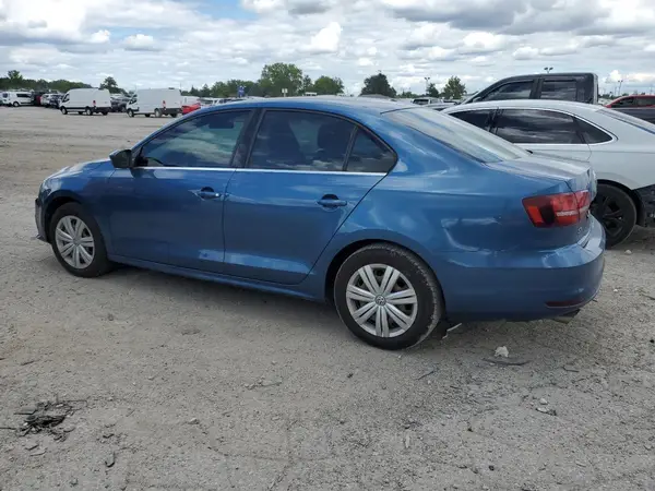 3VW2B7AJ8HM402566 2017 VOLKSWAGEN JETTA - Image 2