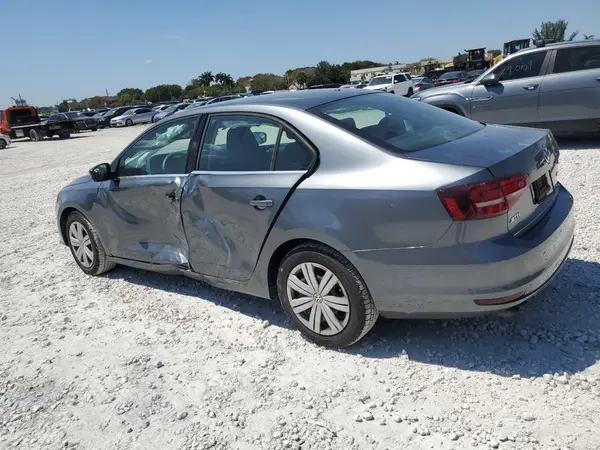 3VW2B7AJ8HM412627 2017 VOLKSWAGEN JETTA - Image 2