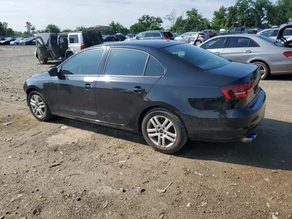3VW2B7AJ8JM207380 2018 VOLKSWAGEN JETTA - Image 2