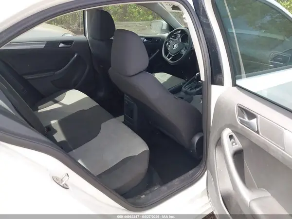 3VW2B7AJ8JM213342 2018 VOLKSWAGEN JETTA - Image 8